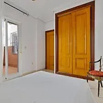 公寓 Unit In - 2 Bedrooms - 2 Beds - *