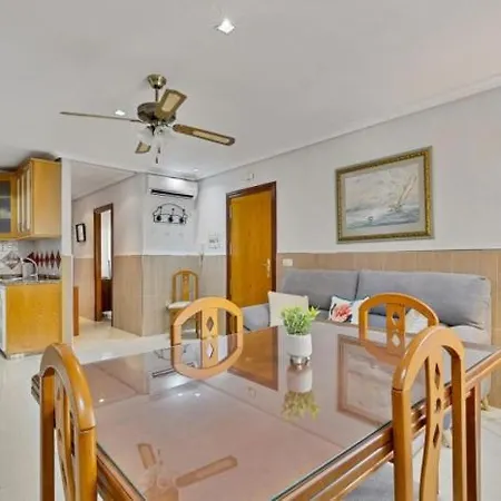Unit In - 2 Bedrooms - 2 Beds - 아파트 푸엔히롤라