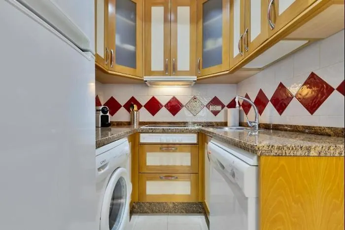 Unit In - 2 Bedrooms - 2 Beds - Apartment